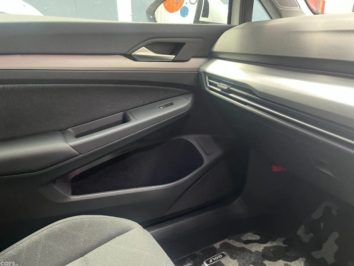 Volkswagen Golf Hatchback, Petrol, 2023, White