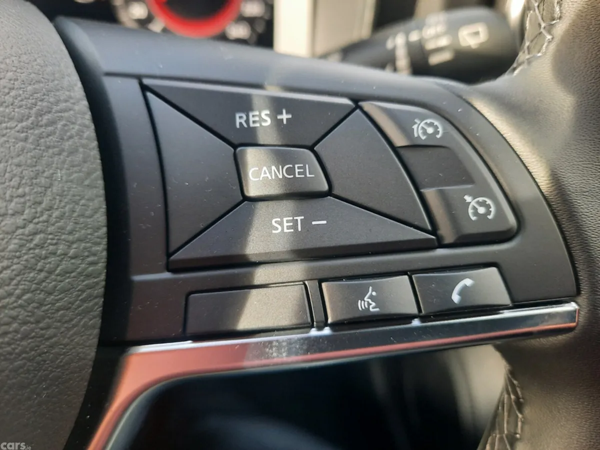 Nissan Juke MPV, Petrol, 2026, Red