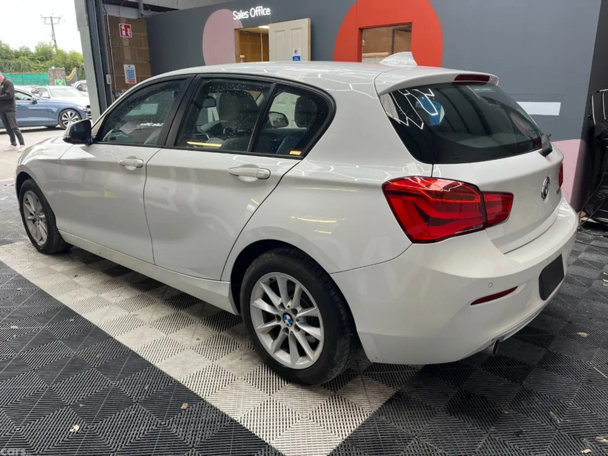 BMW 1-Series Hatchback, Diesel, 2017, White