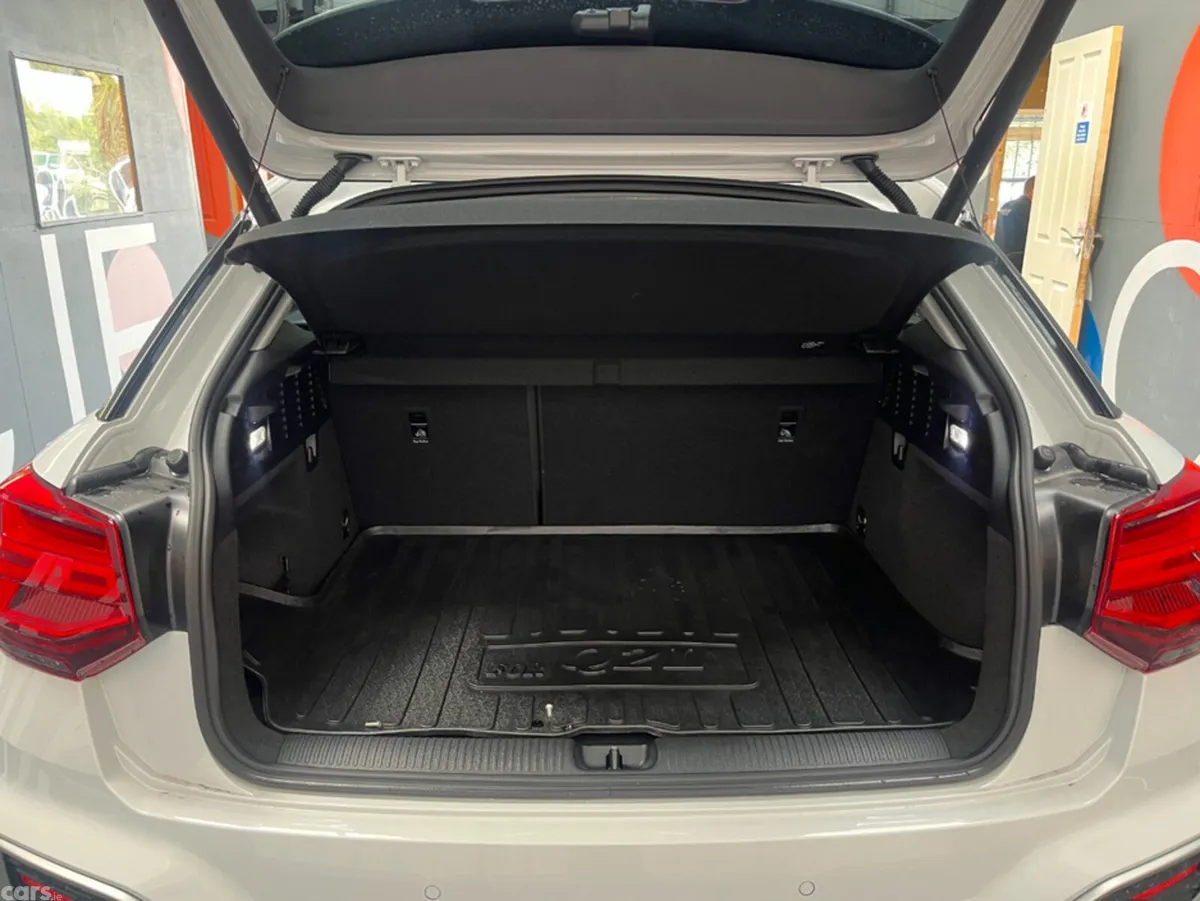 Audi Q2 SUV, Petrol, 2024, White
