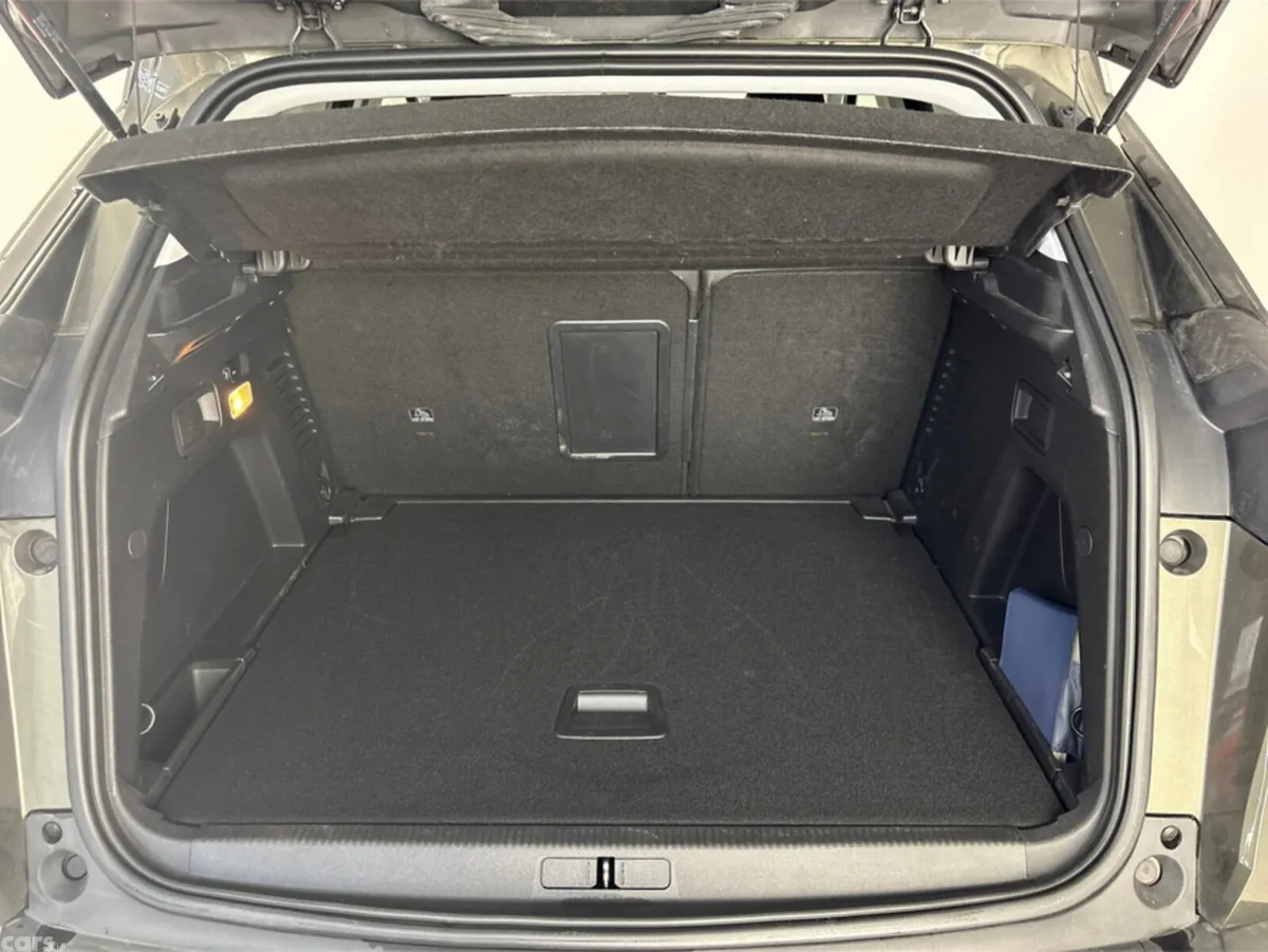 Peugeot 3008 MPV, Diesel, 2019, Grey