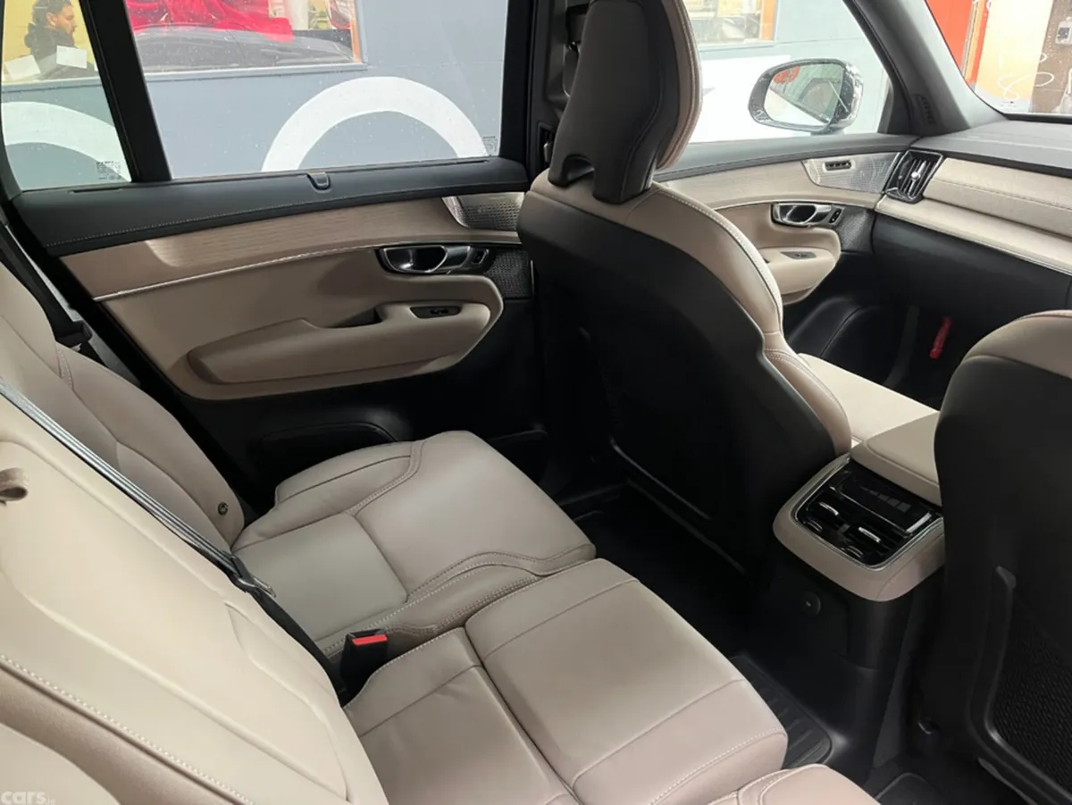 Volvo XC90 SUV, Petrol Hybrid, 2025, White