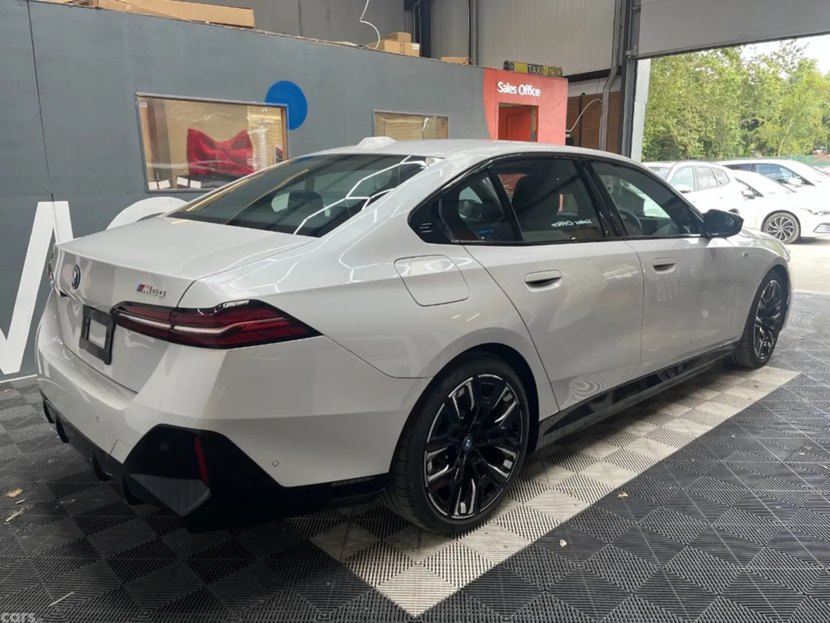 BMW i5 SUV, Electric, 2024, White