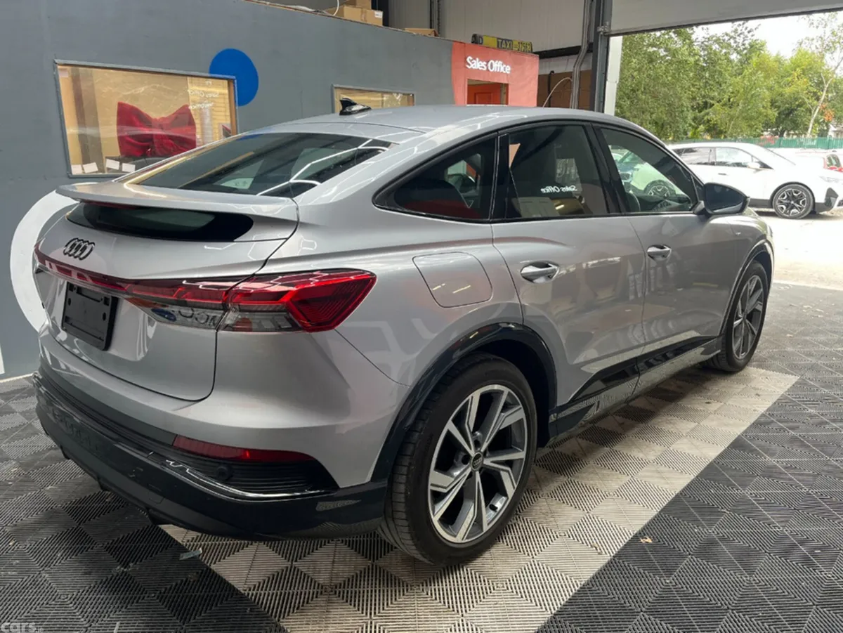 Audi Q4 e-tron SUV, Electric, 2025, Grey