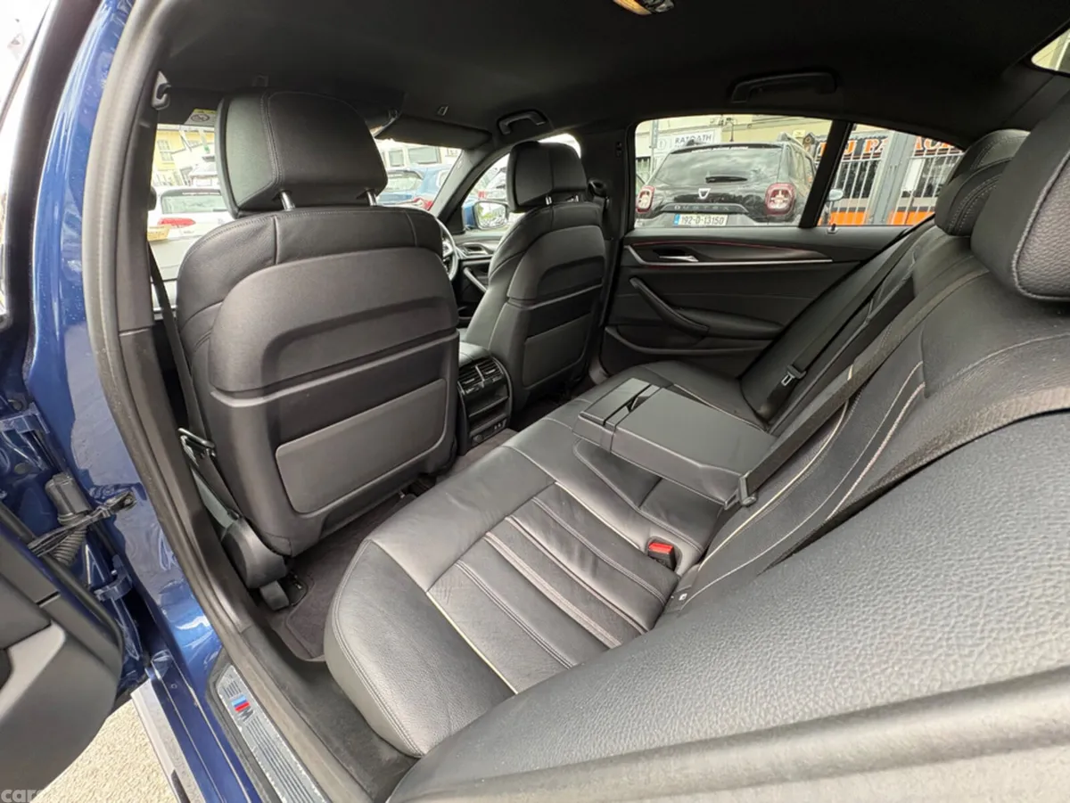 BMW 5-Series Saloon, Petrol Plug-in Hybrid, 2022, Blue
