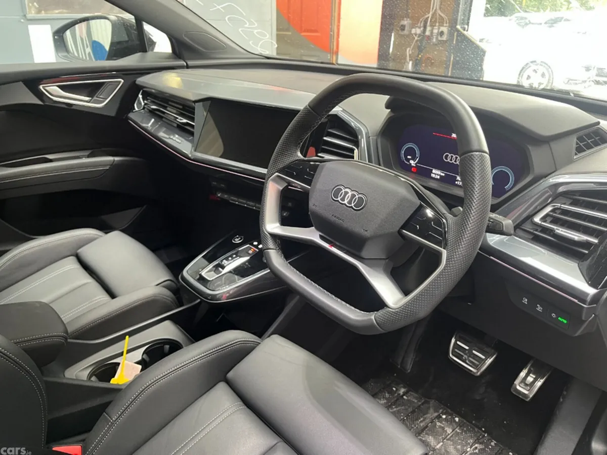 Audi Q4 e-tron SUV, Electric, 2025, Grey