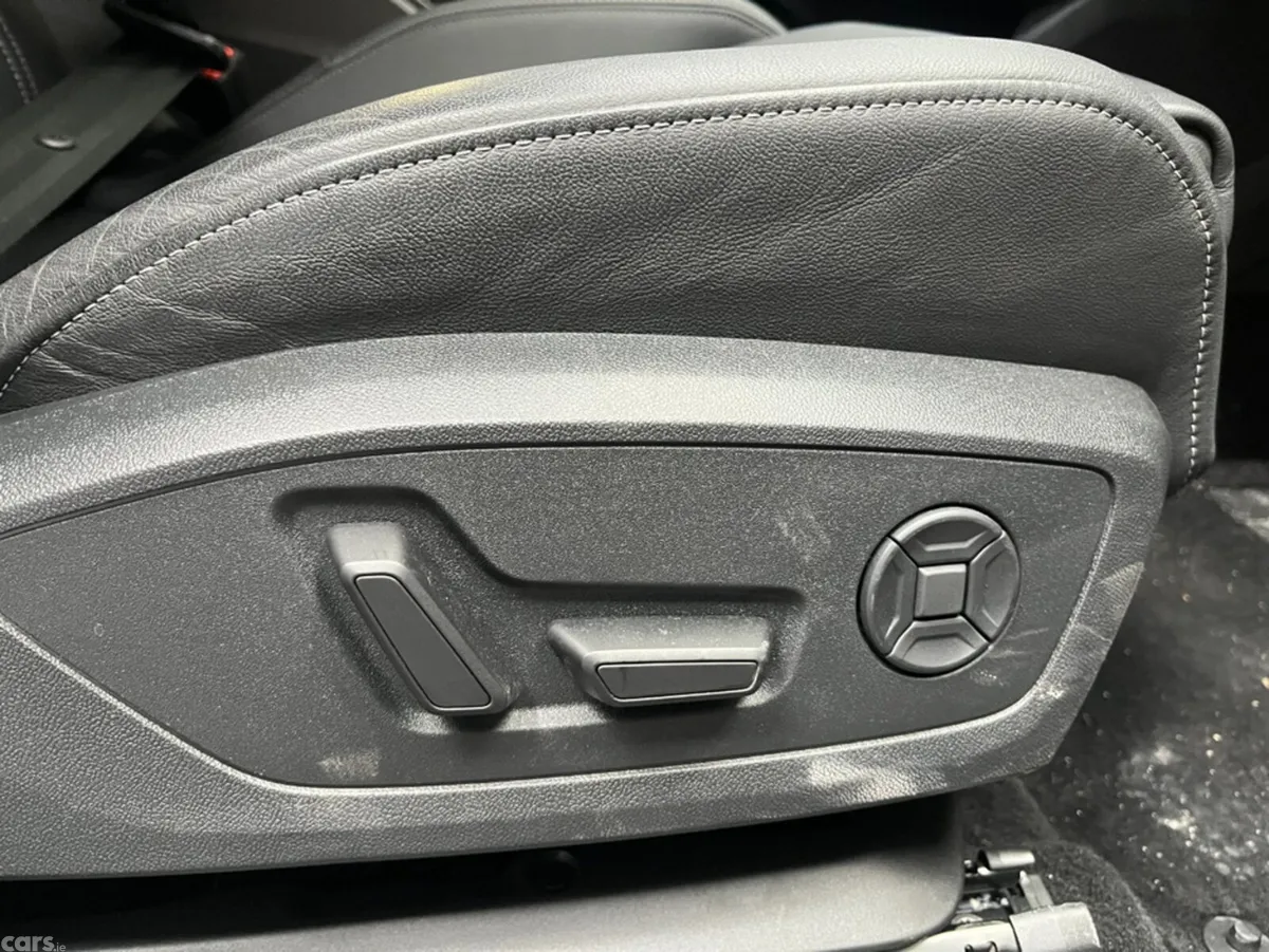Audi Q4 e-tron SUV, Electric, 2025, Grey