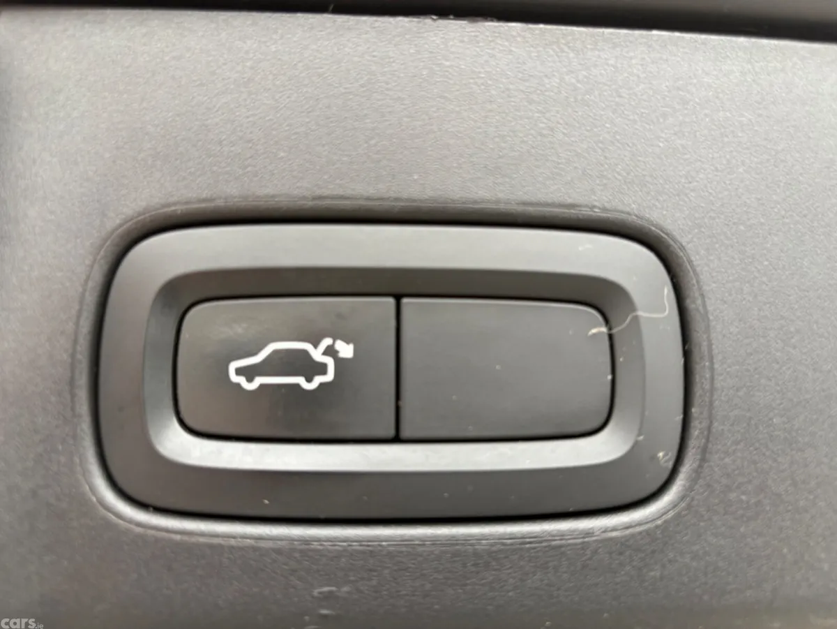 Volvo V90 Estate, Diesel, 2018, Grey