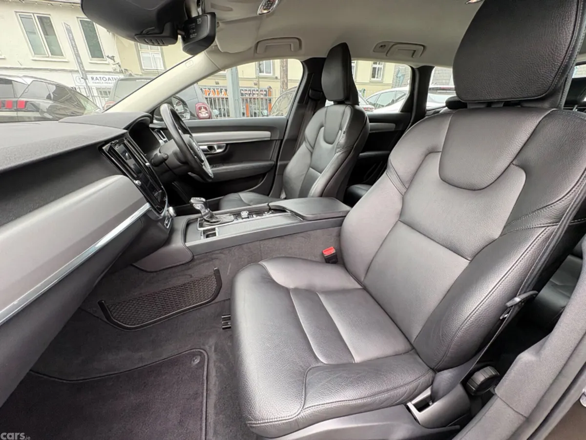 Volvo V90 Estate, Diesel, 2018, Grey