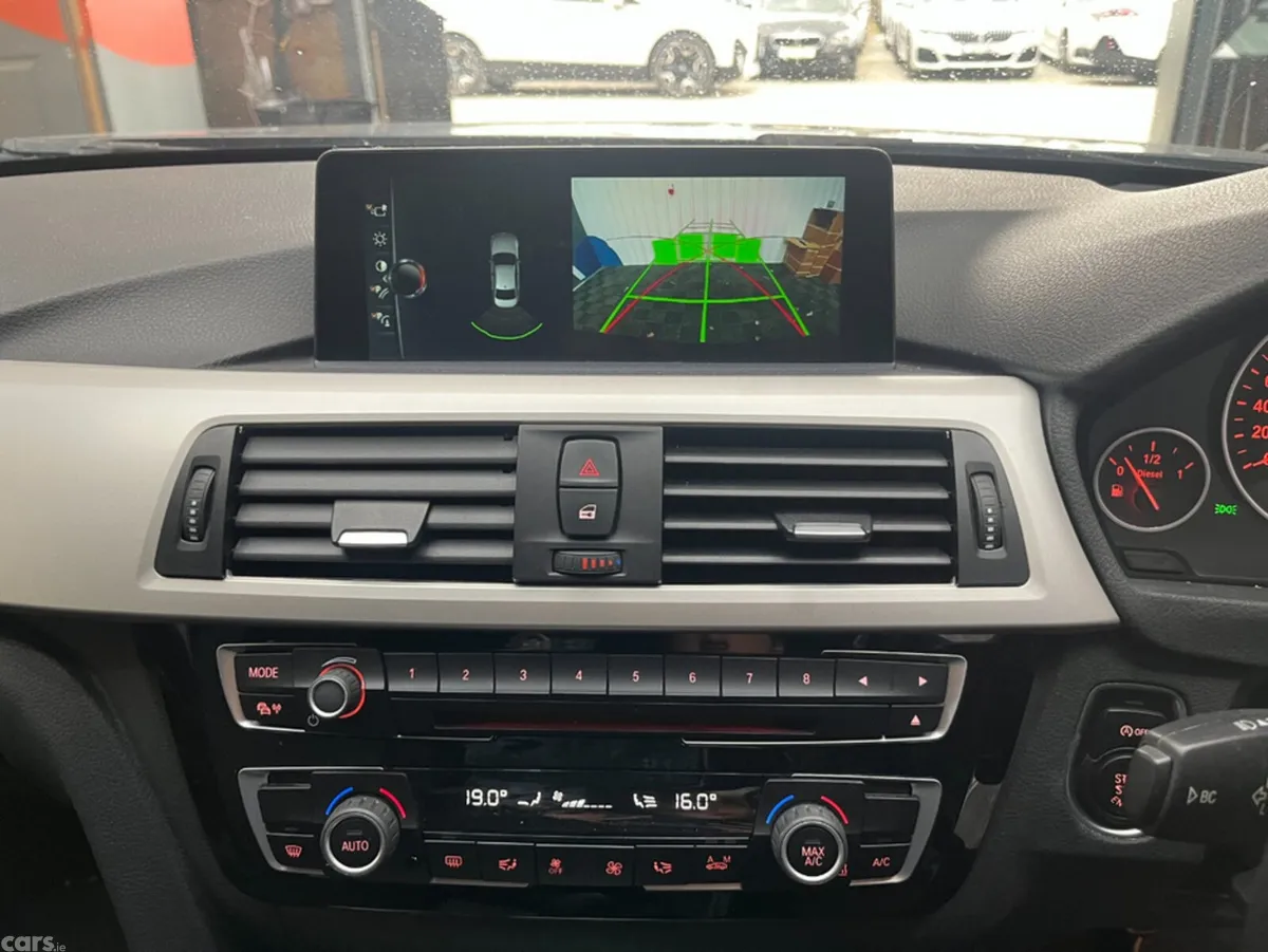 BMW 3-Series Saloon, Diesel, 2017, Black