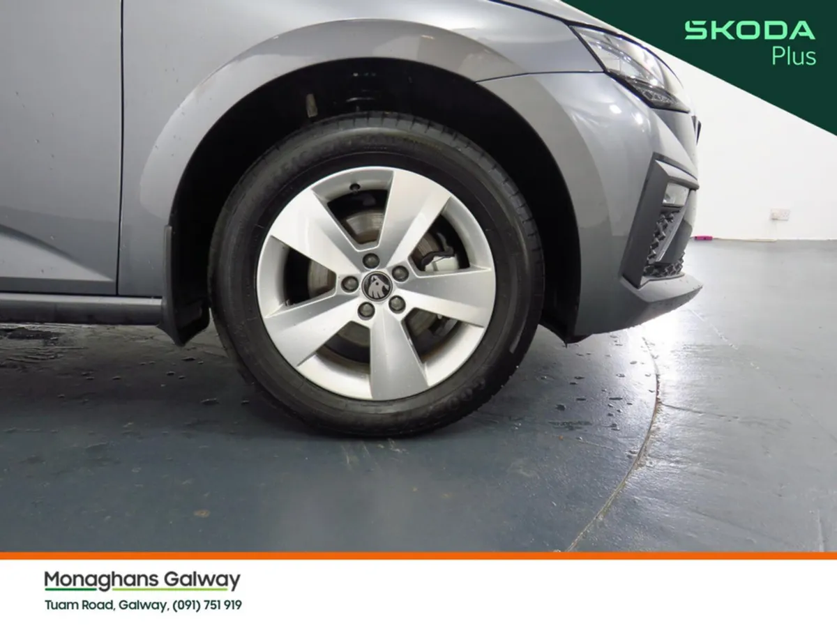 Skoda Scala Hatchback, Petrol, 2026, Grey