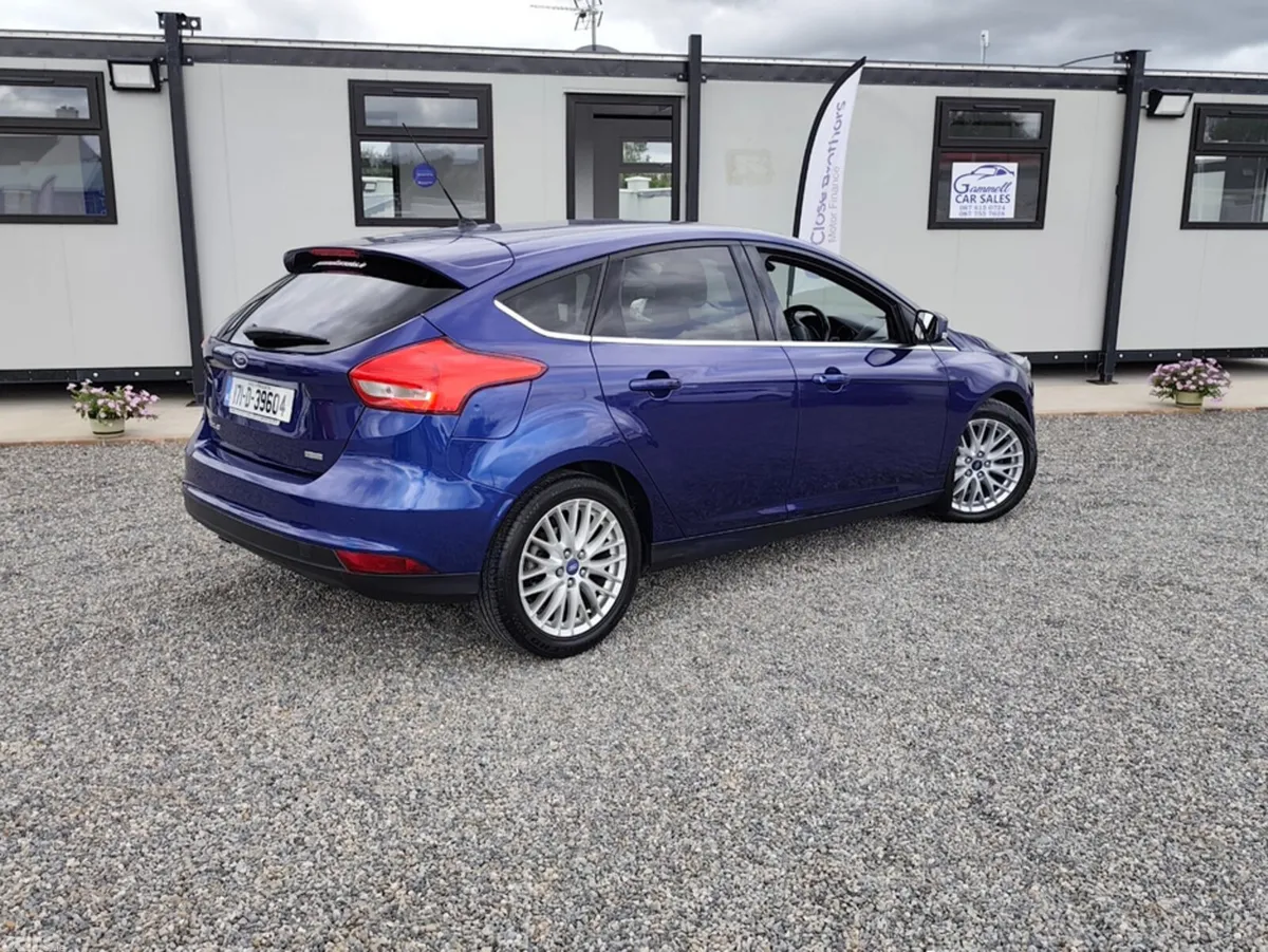 Ford Focus Hatchback, Petrol, 2017, Blue