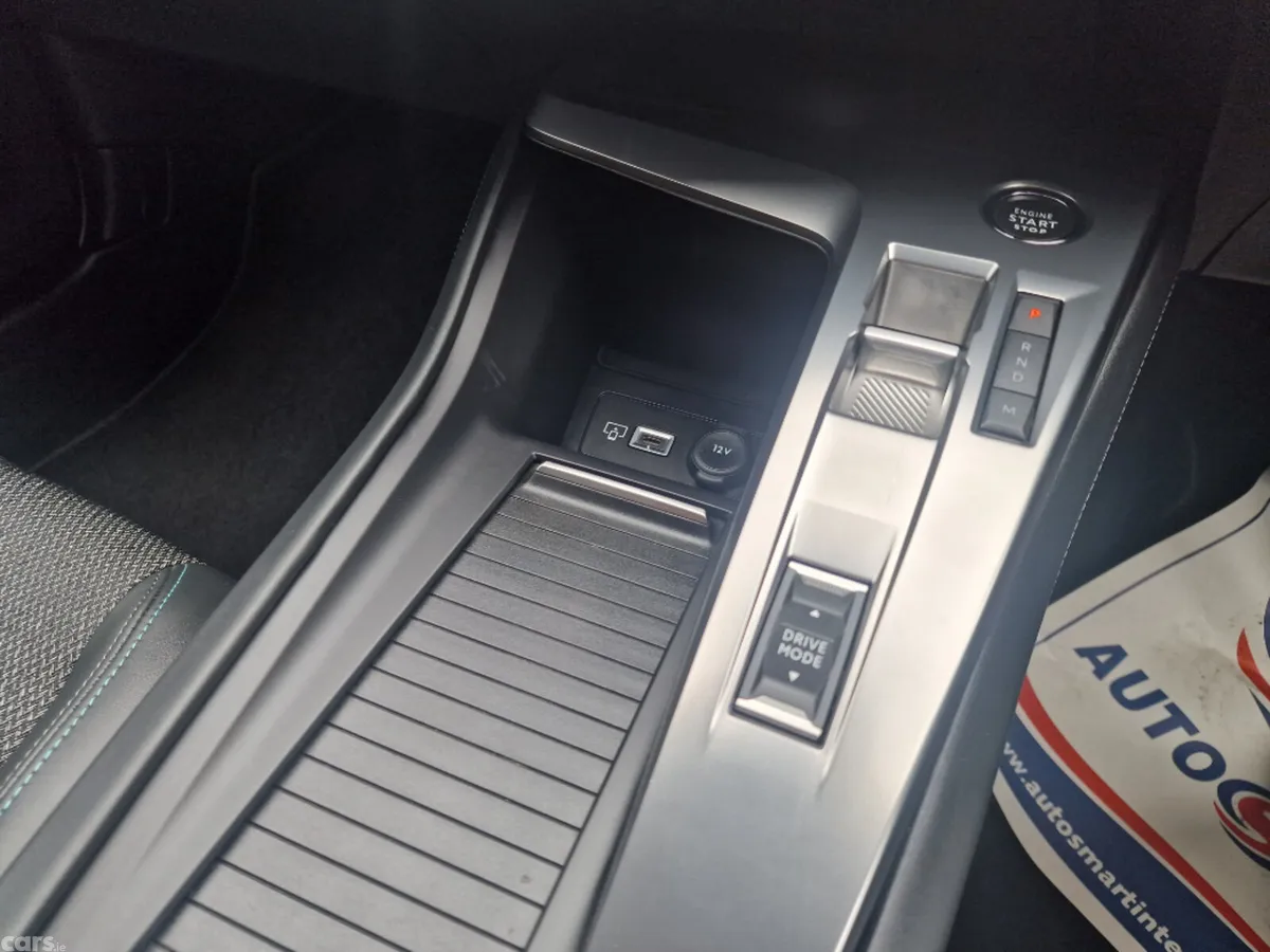 Peugeot 308 Estate, Diesel, 2023, Grey