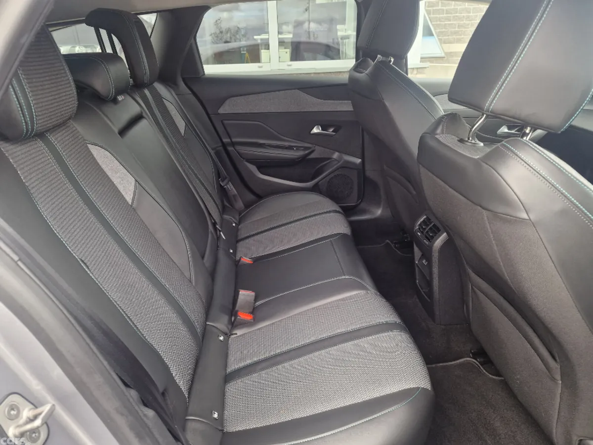 Peugeot 308 Estate, Diesel, 2023, Grey