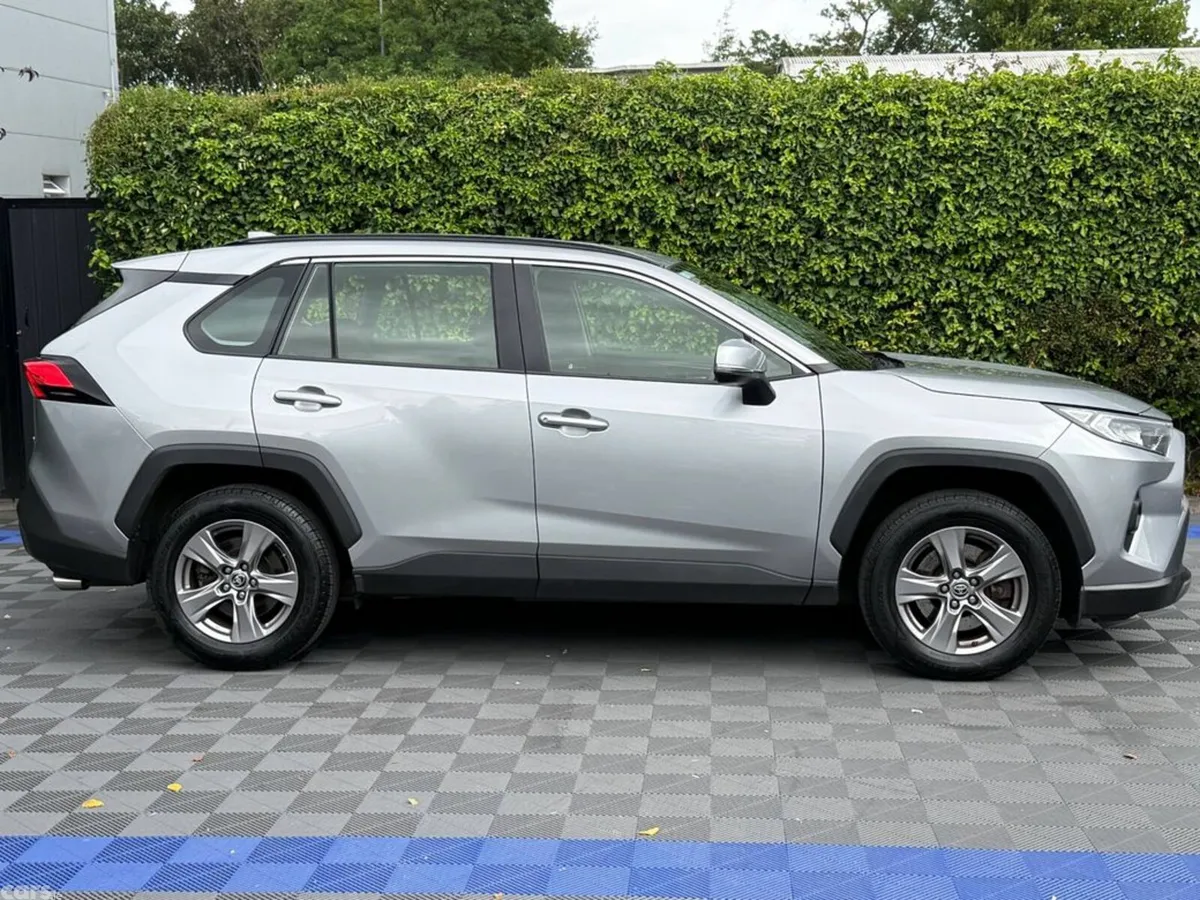 Toyota RAV4 SUV, Petrol Hybrid, 2022, Grey