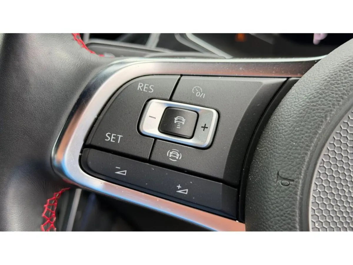 Volkswagen T-Roc SUV, Diesel, 2020, Black