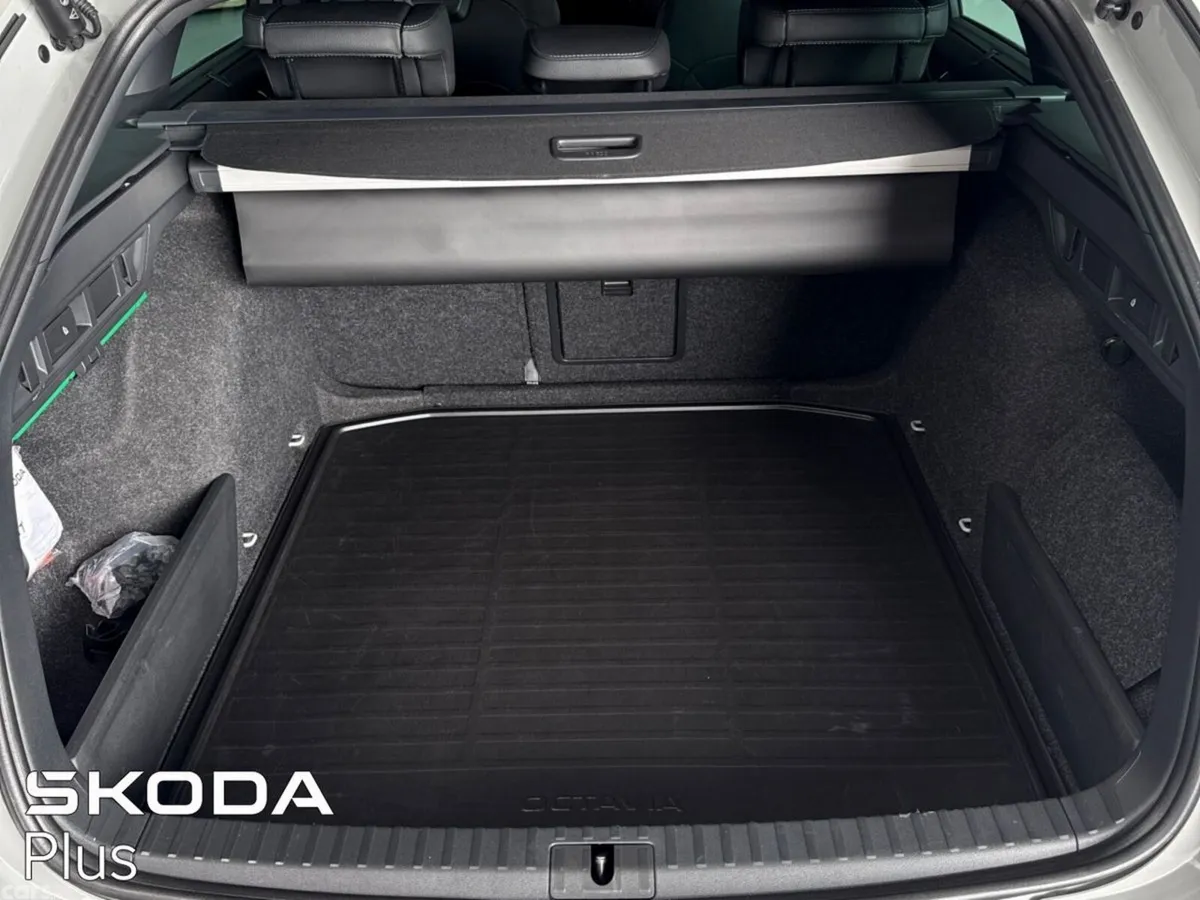 Skoda Octavia Estate, Diesel, 2026, Grey