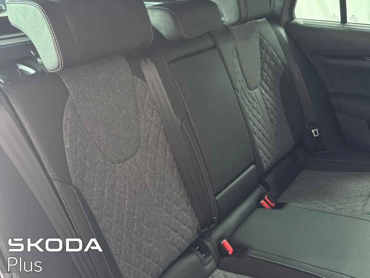 Skoda Octavia Estate, Diesel, 2026, Grey