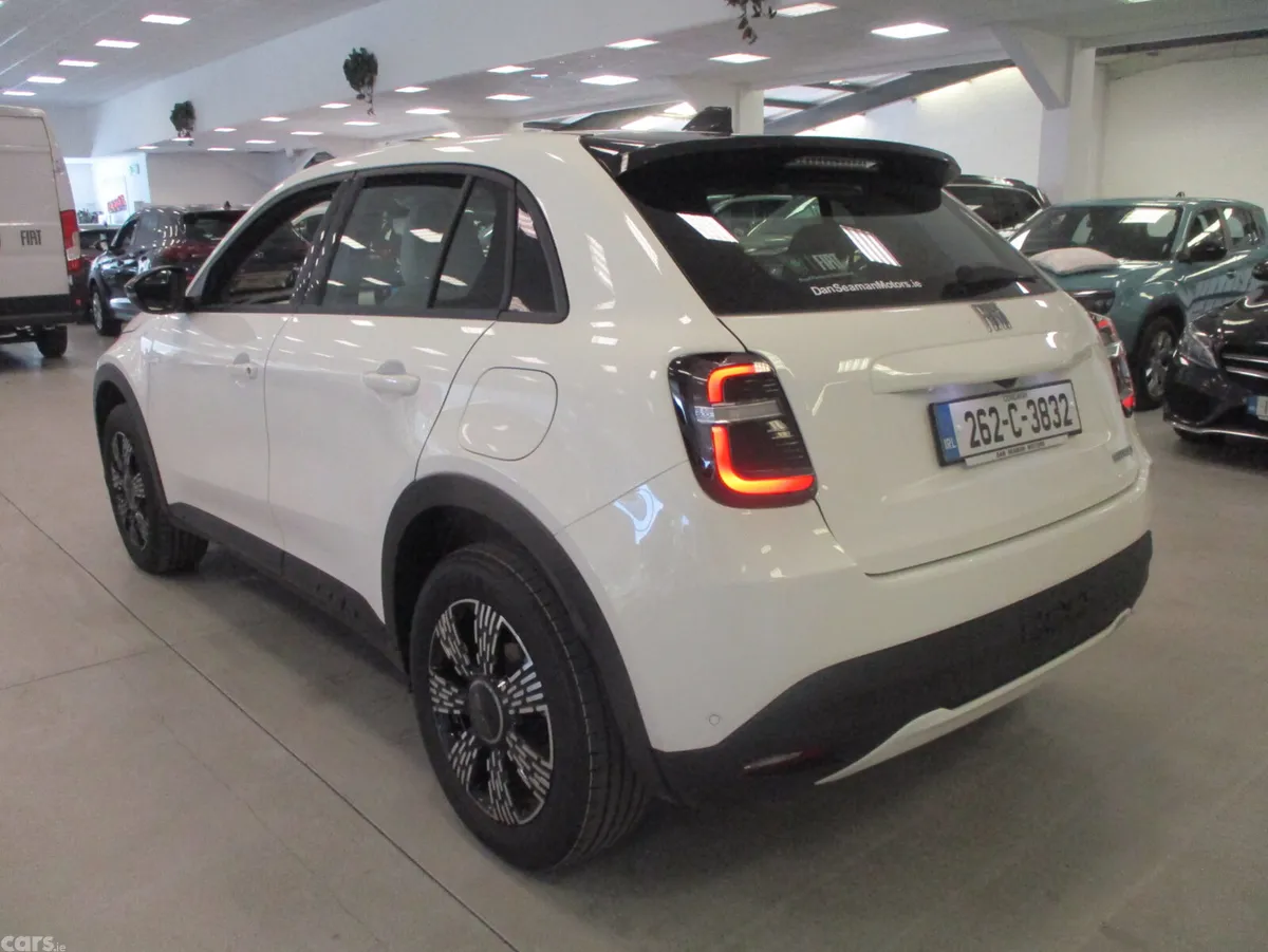 Fiat 600 Hatchback, Petrol Hybrid, 2026, White