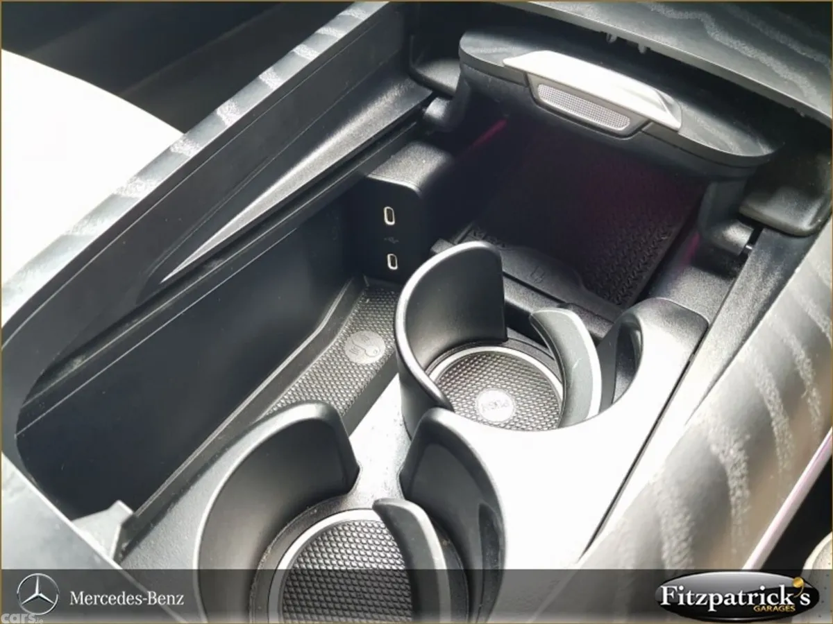 Mercedes-Benz E-Class Saloon, Diesel Plug-in Hybrid, 2025, Blue