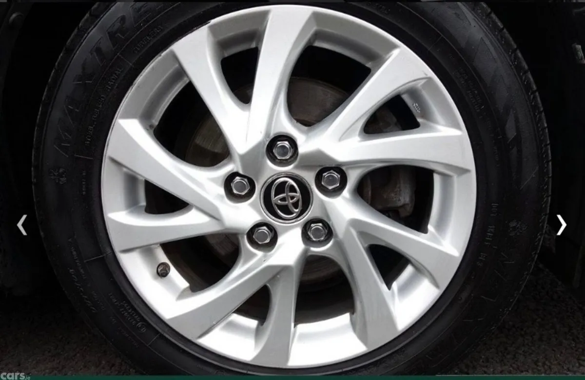 Toyota Corolla Saloon, Diesel, 2018, Black