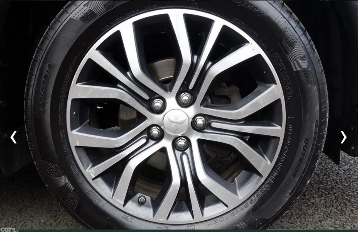 Mitsubishi Outlander SUV, Diesel, 2019, Black