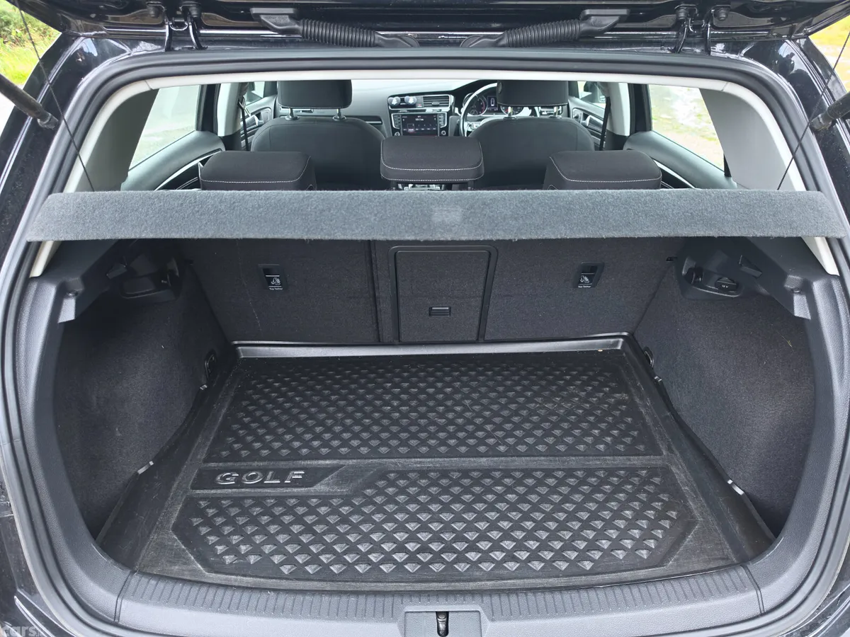 Volkswagen Golf Hatchback, Petrol, 2014, Black