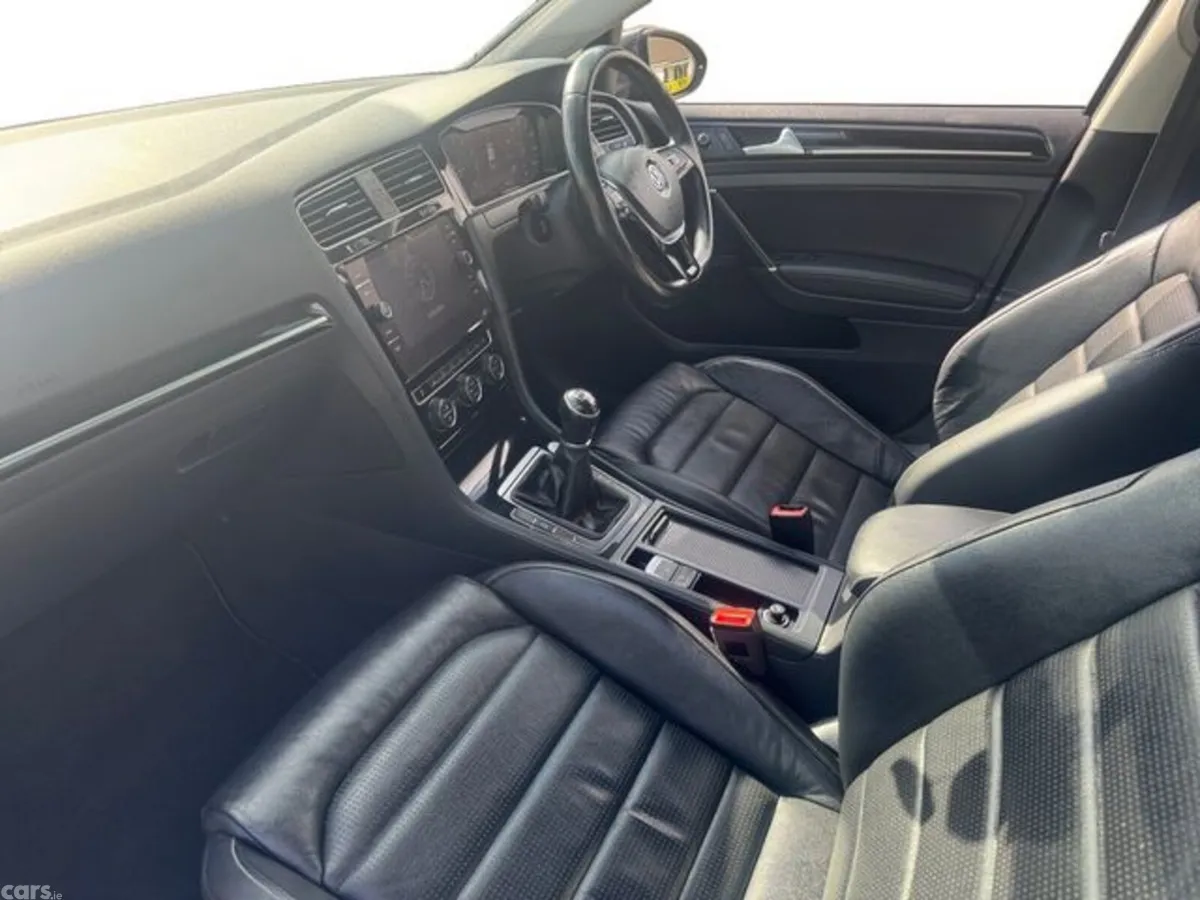 Volkswagen Golf Estate, Petrol, 2020, Grey