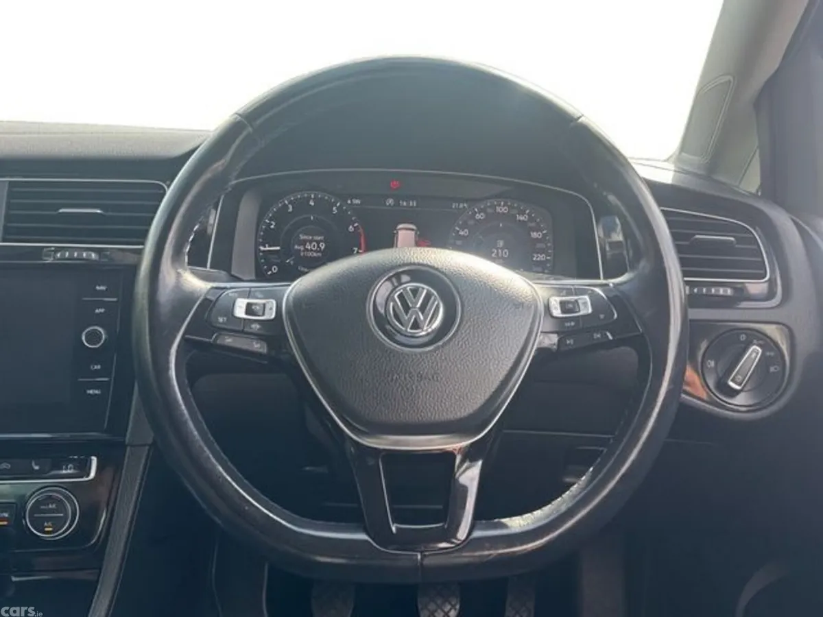 Volkswagen Golf Estate, Petrol, 2020, Grey