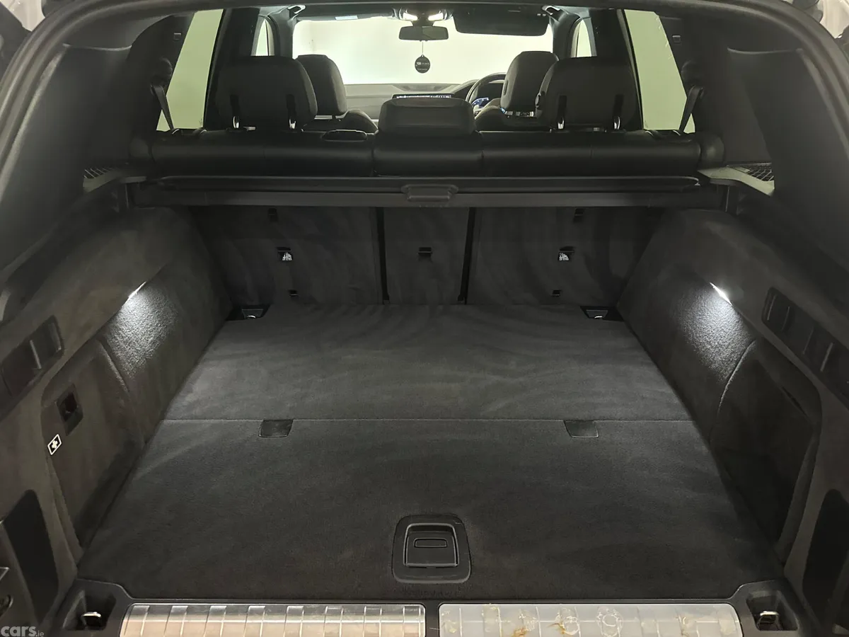BMW X5 SUV, Petrol Hybrid, 2021, White
