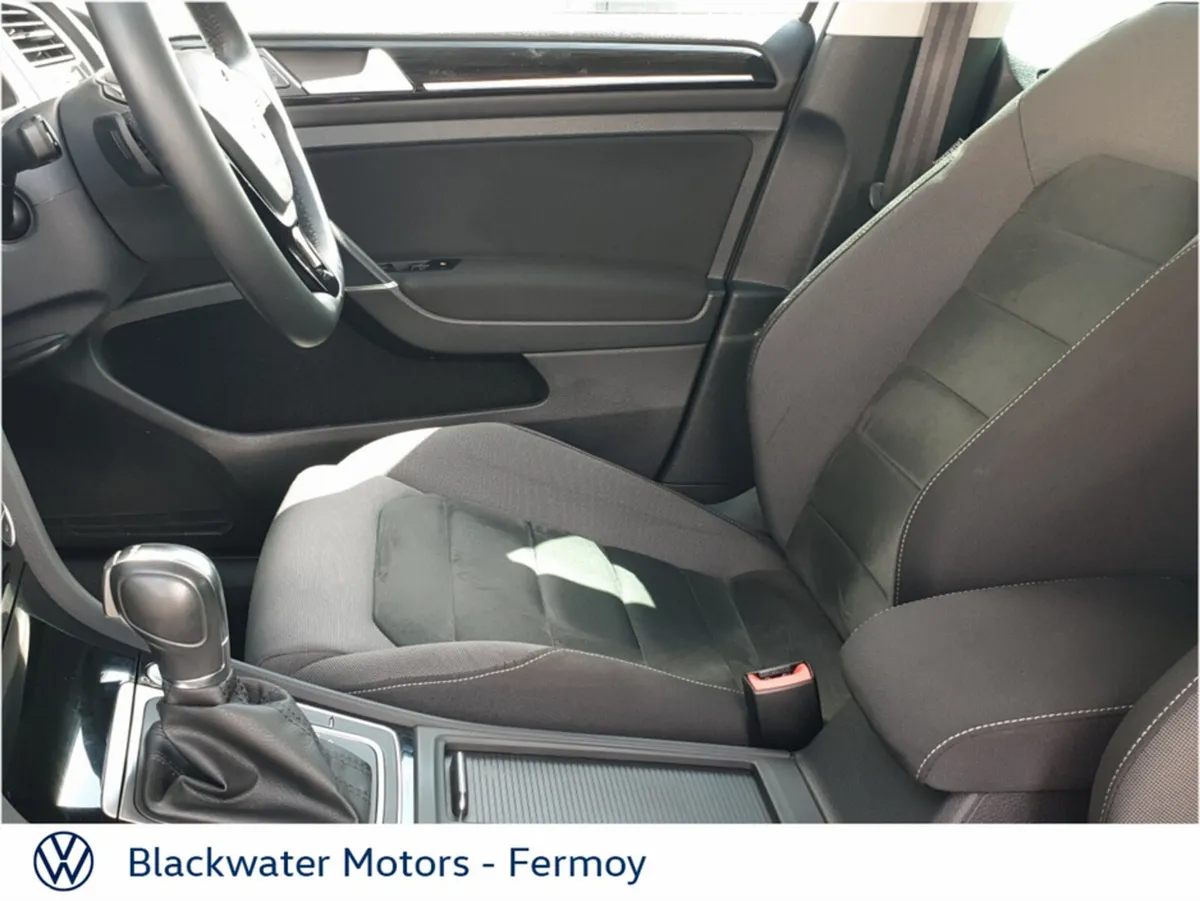 Volkswagen Golf Hatchback, Petrol, 2019, White