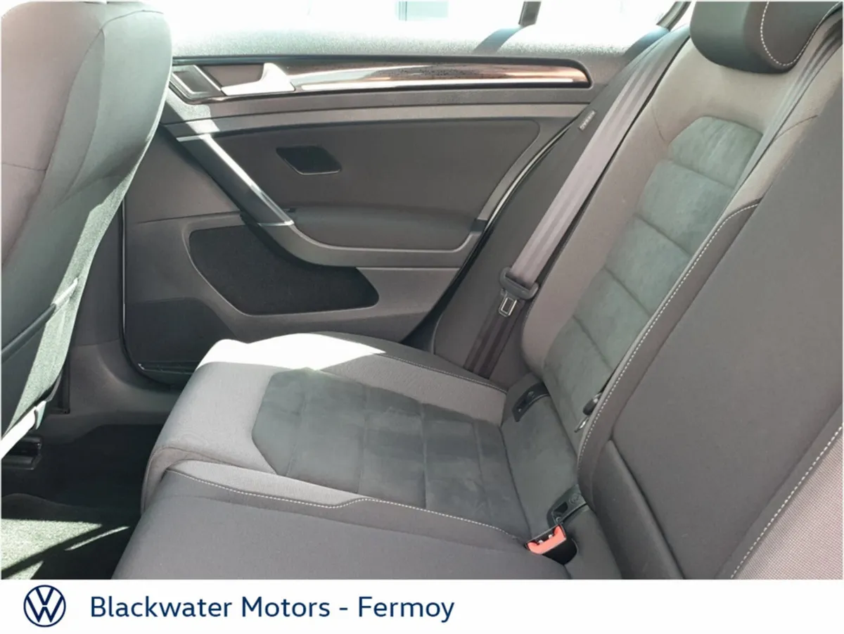 Volkswagen Golf Hatchback, Petrol, 2019, White