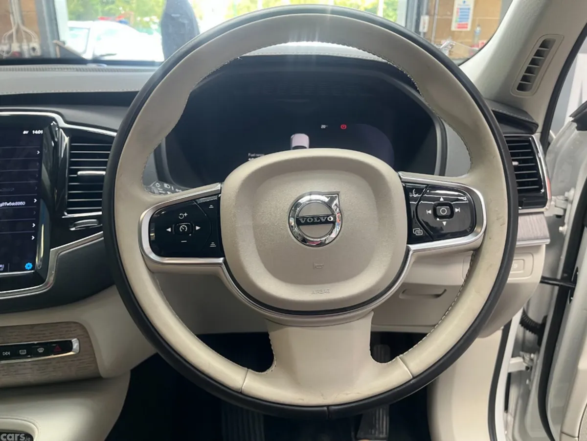 Volvo XC90 SUV, Petrol Hybrid, 2023, White