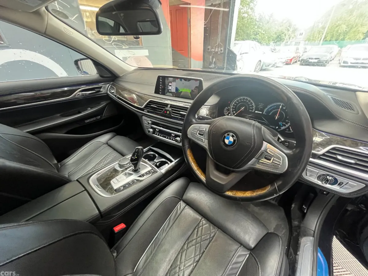 BMW 7-Series Saloon, Petrol, 2017, Blue