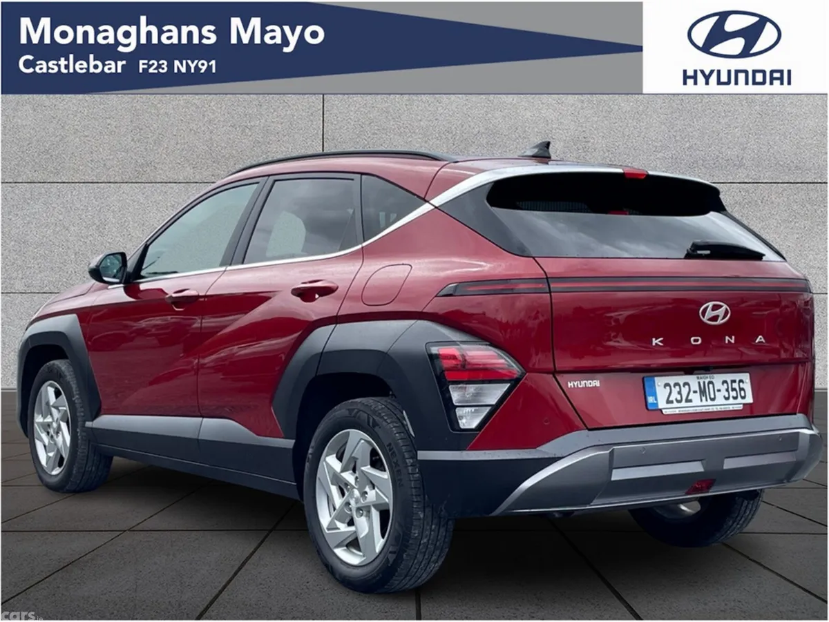 Hyundai KONA MPV, Petrol, 2023, Red