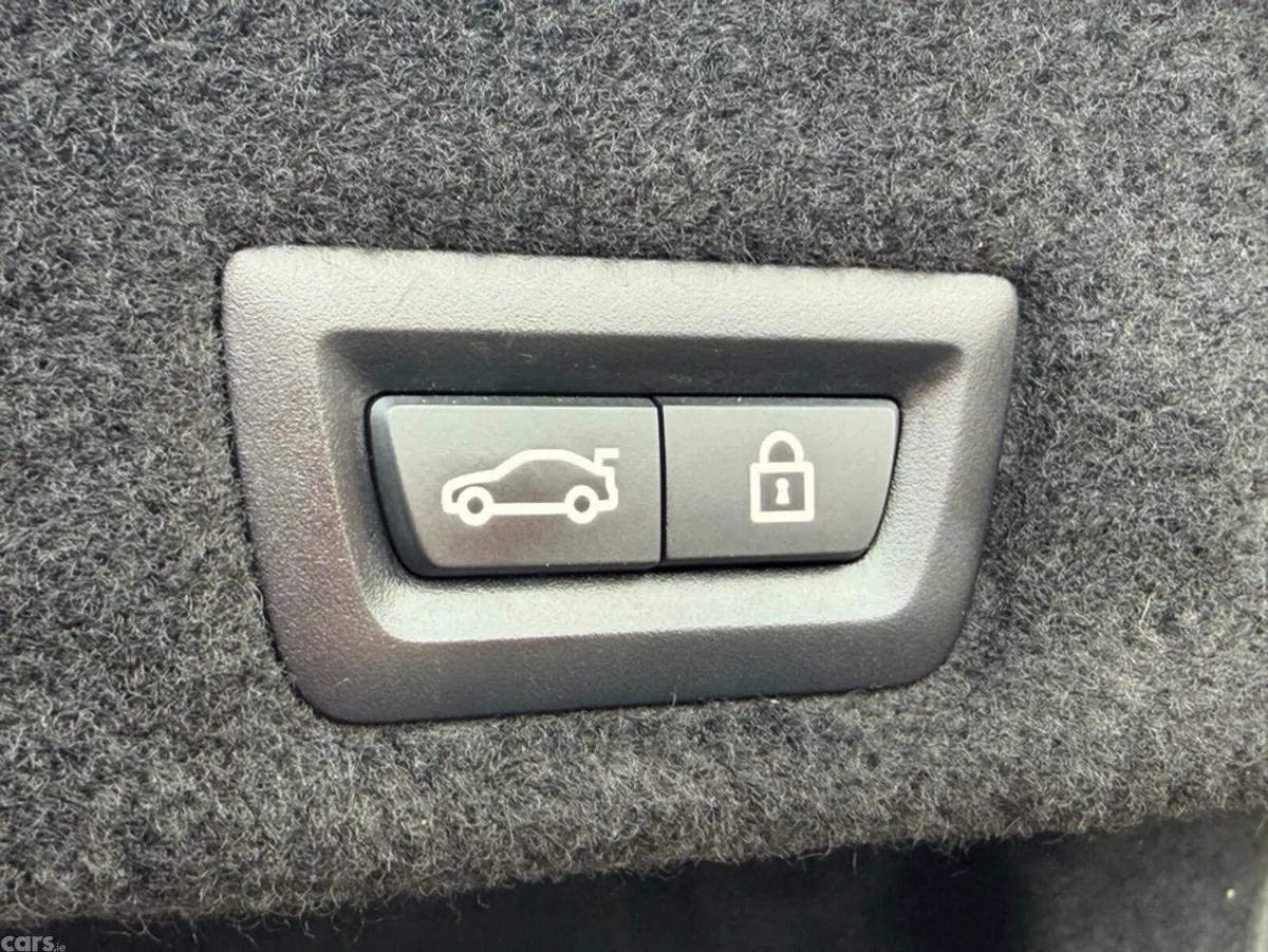BMW 7-Series Saloon, Petrol Plug-in Hybrid, 2019, Grey