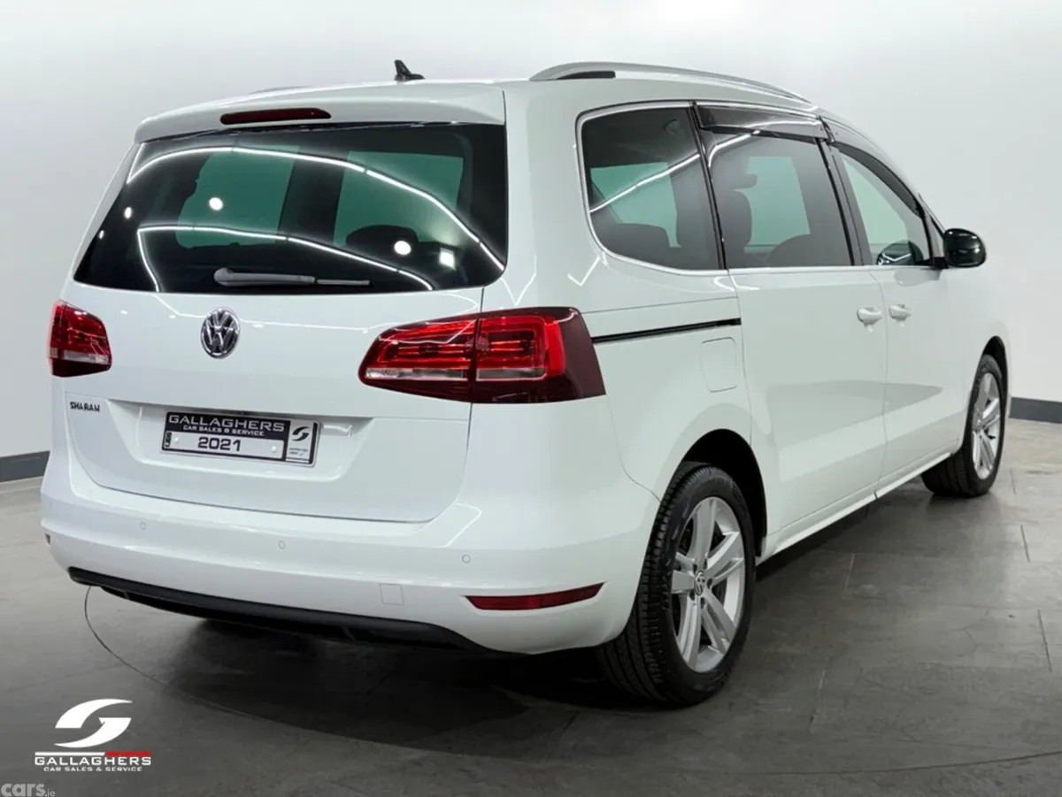 Volkswagen Sharan MPV, Petrol, 2021, White