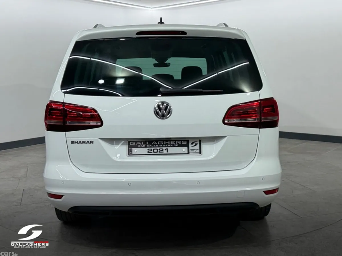 Volkswagen Sharan MPV, Petrol, 2021, White