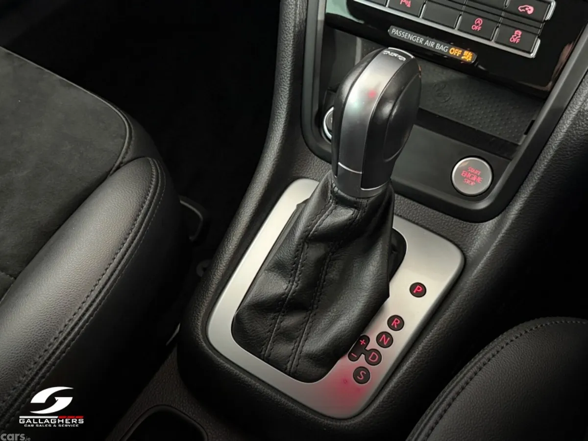 Volkswagen Sharan MPV, Petrol, 2021, White