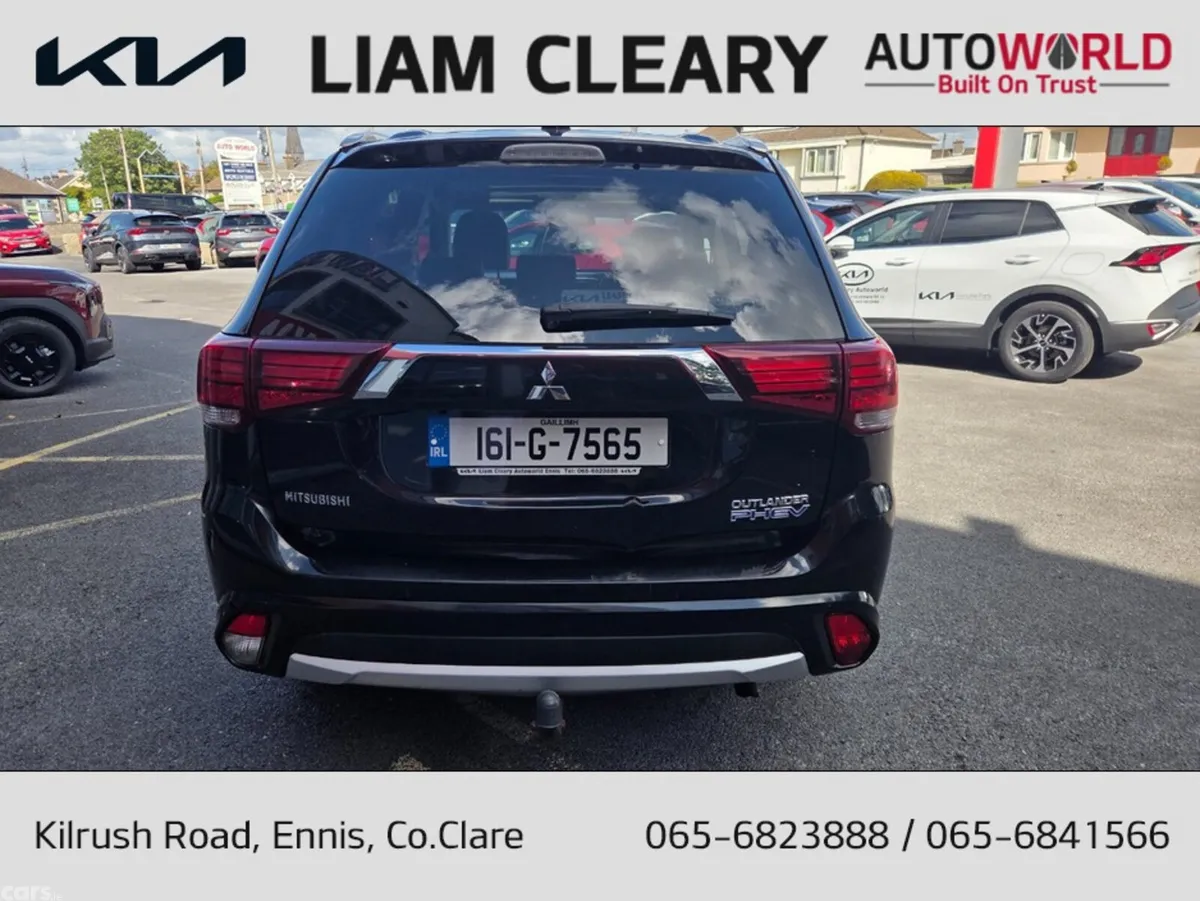 Mitsubishi Outlander Estate, Petrol Plug-in Hybrid, 2016, Black