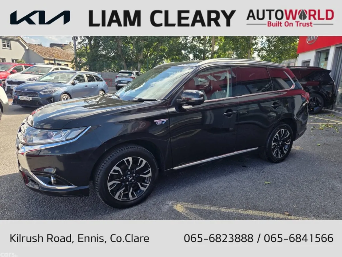 Mitsubishi Outlander Estate, Petrol Plug-in Hybrid, 2016, Black