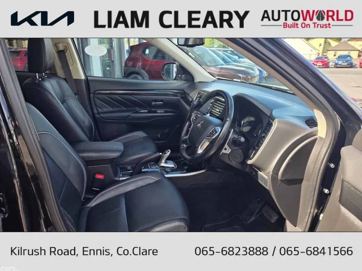 Mitsubishi Outlander Estate, Petrol Plug-in Hybrid, 2016, Black