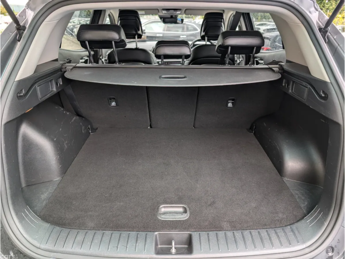 Kia Sportage MPV, Petrol Hybrid, 2023, Grey