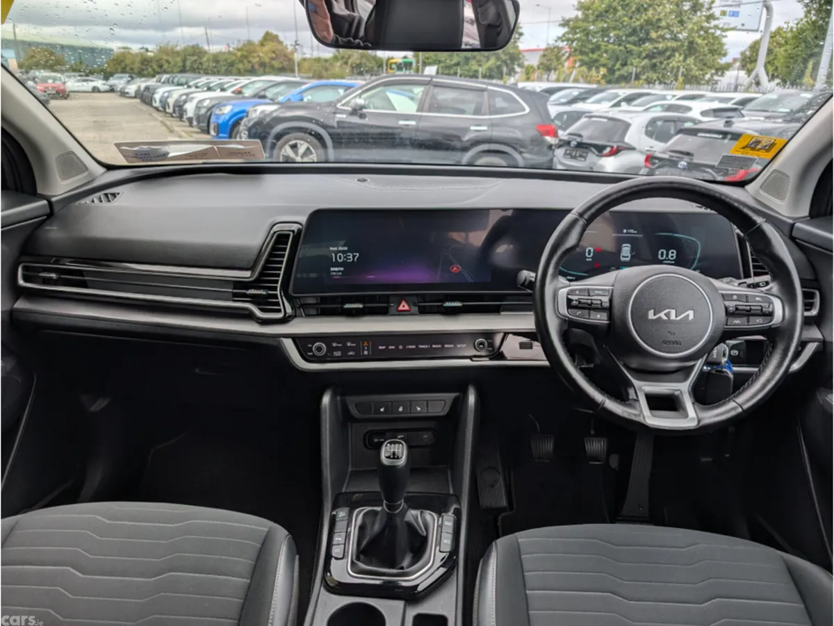 Kia Sportage MPV, Petrol Hybrid, 2023, Grey