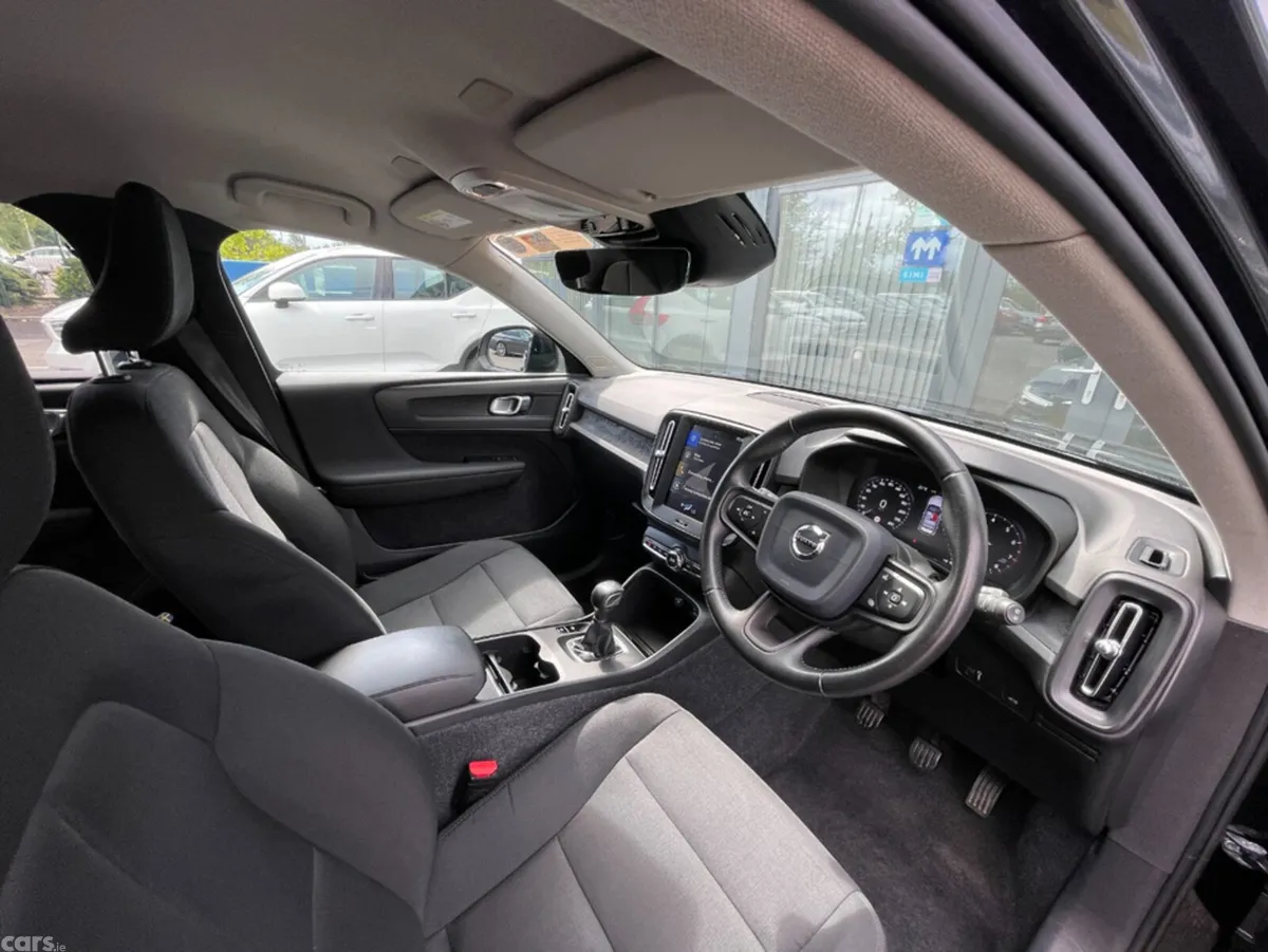 Volvo XC40 SUV, Petrol, 2020, Black
