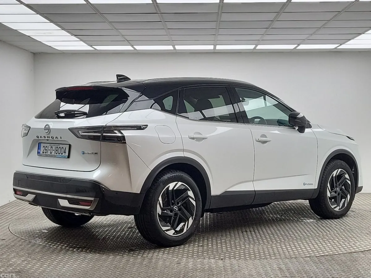 Nissan Qashqai MPV, Petrol Hybrid, 2026, White