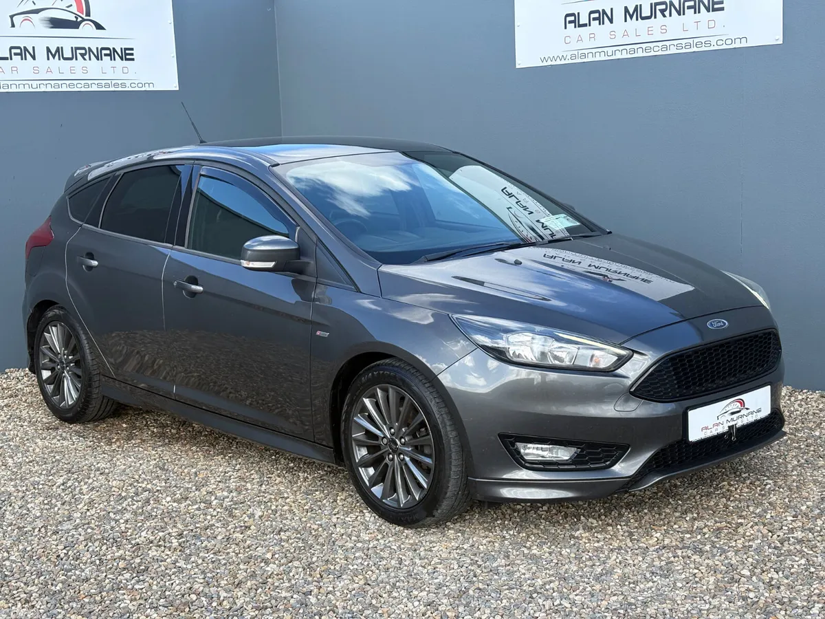 Ford Focus Hatchback, Diesel, 2017, Grey