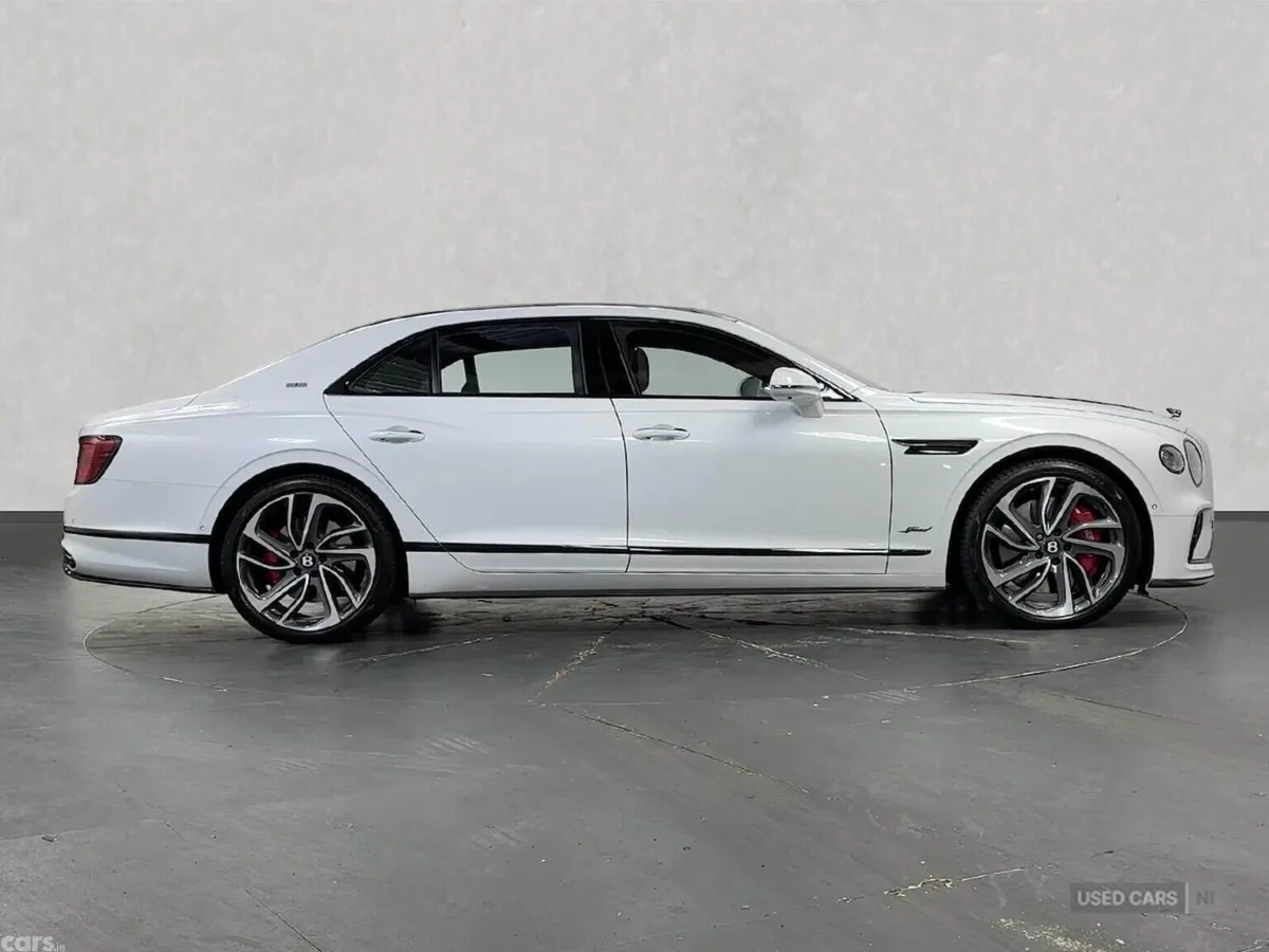 Bentley Flying Spur Saloon, Electric, 2025, White