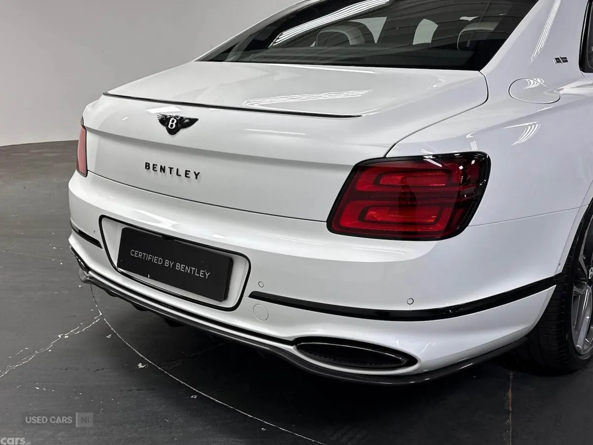Bentley Flying Spur Saloon, Electric, 2025, White
