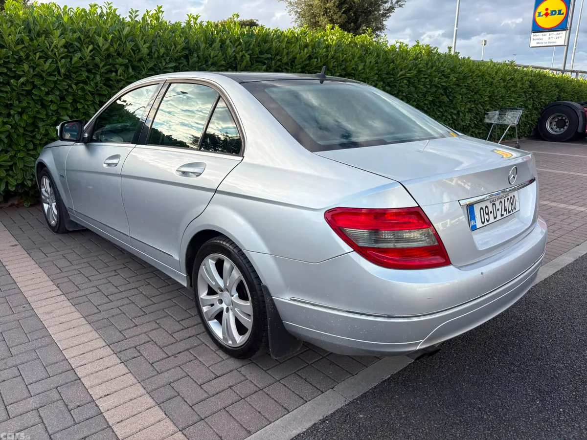 Mercedes-Benz C-Class Saloon, Petrol, 2009, Silver